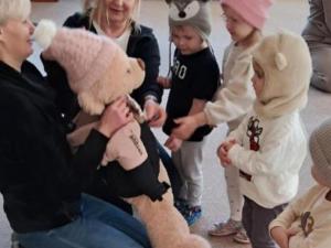 fbc43220-edc2-40a7-a958-7f6623e58ec11