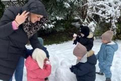 Zimowe zabawy na śniegu